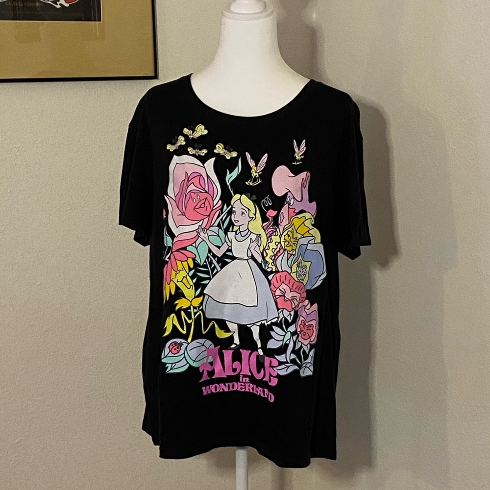 Alice In Wonderland Graphic T-Shirt